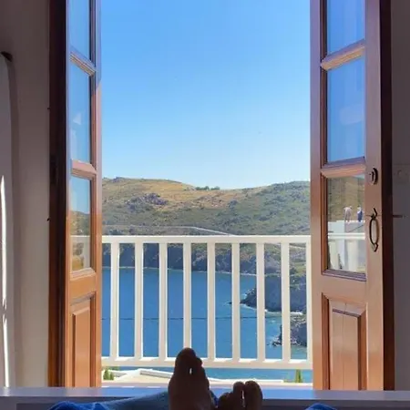 Maison Perchee Coeur De L'ile Vue A 190m בית נופש