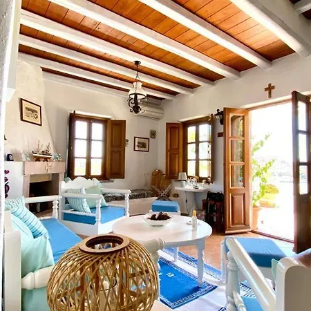 Maison Perchee Coeur De L'ile Vue A 190m בית נופש