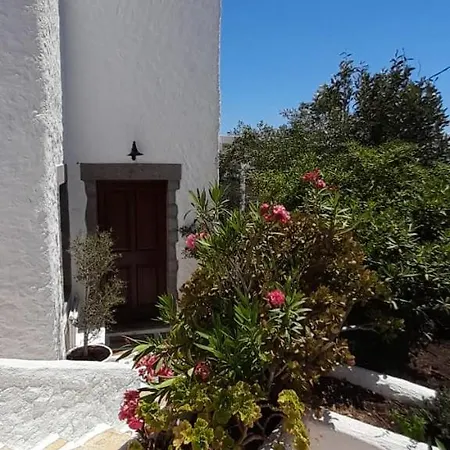 בית נופש Maison Perchee Coeur De L'ile Vue A 190m סקאלה